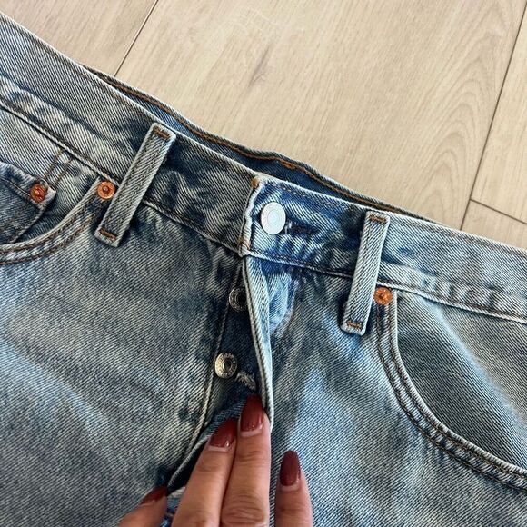 Levi’s icon demin skirt size 30 - Picture 4 of 7